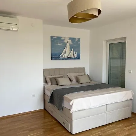 Four Bedroom Beach House Amaya Medulin Exterior photo