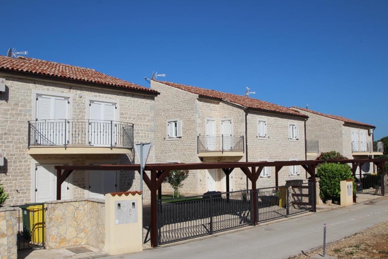 Villa Four Bedroom House Amaya *